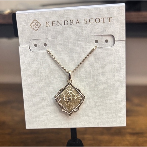 NWT Kendra Scott Kacey Gold Silver Pendant Necklace
